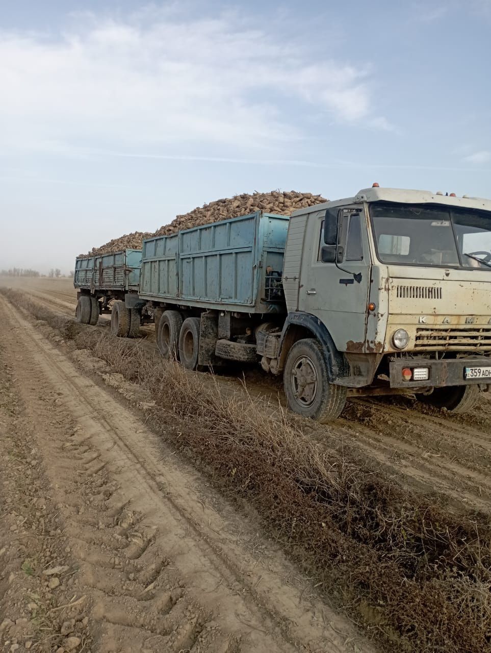 КамАЗ 1992г возможен торг.