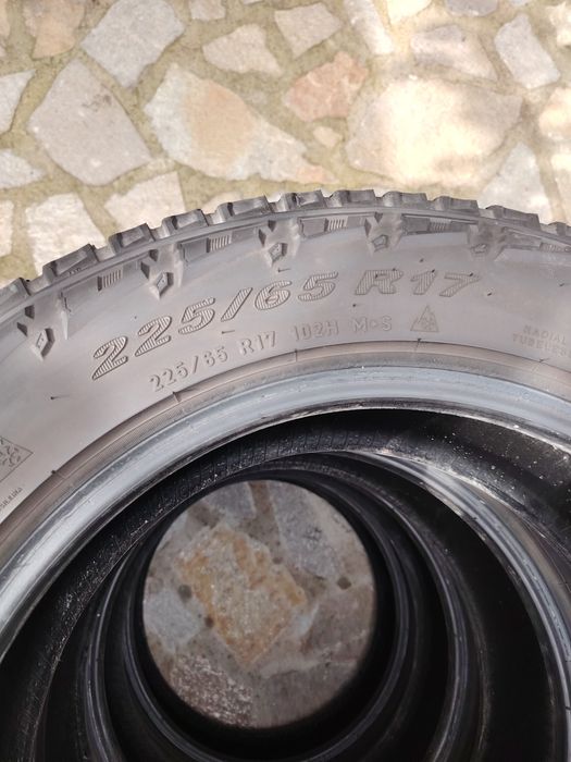 4 бр. гуми 225 65 17 А/Т