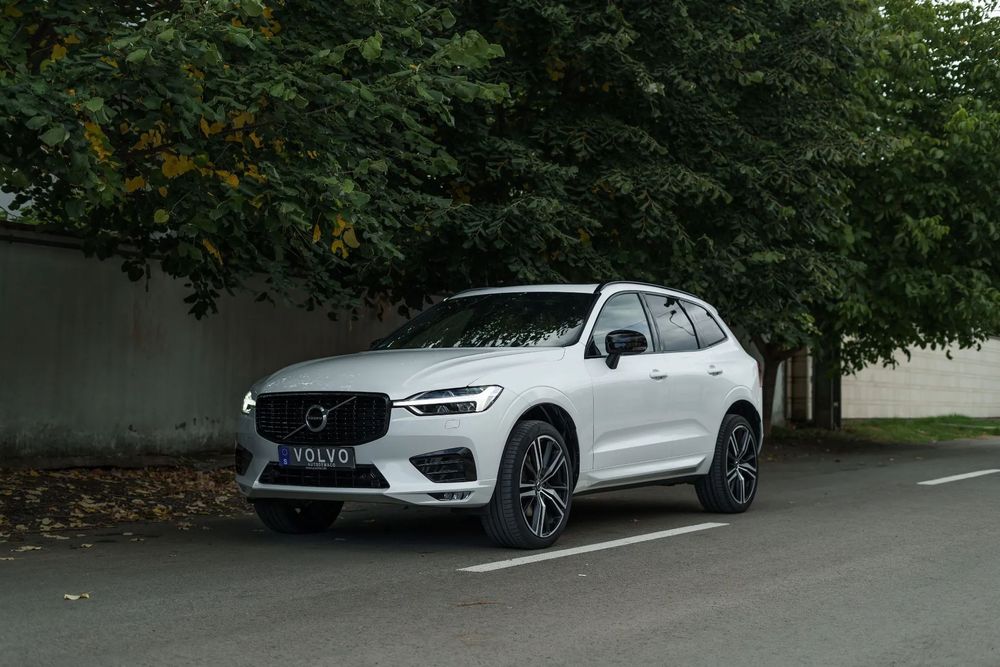 Volvo XC 60 R-Design*Pano*audioHK*Four-C*BLIS*Pilot Assist
