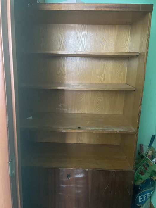 книжный шкаф