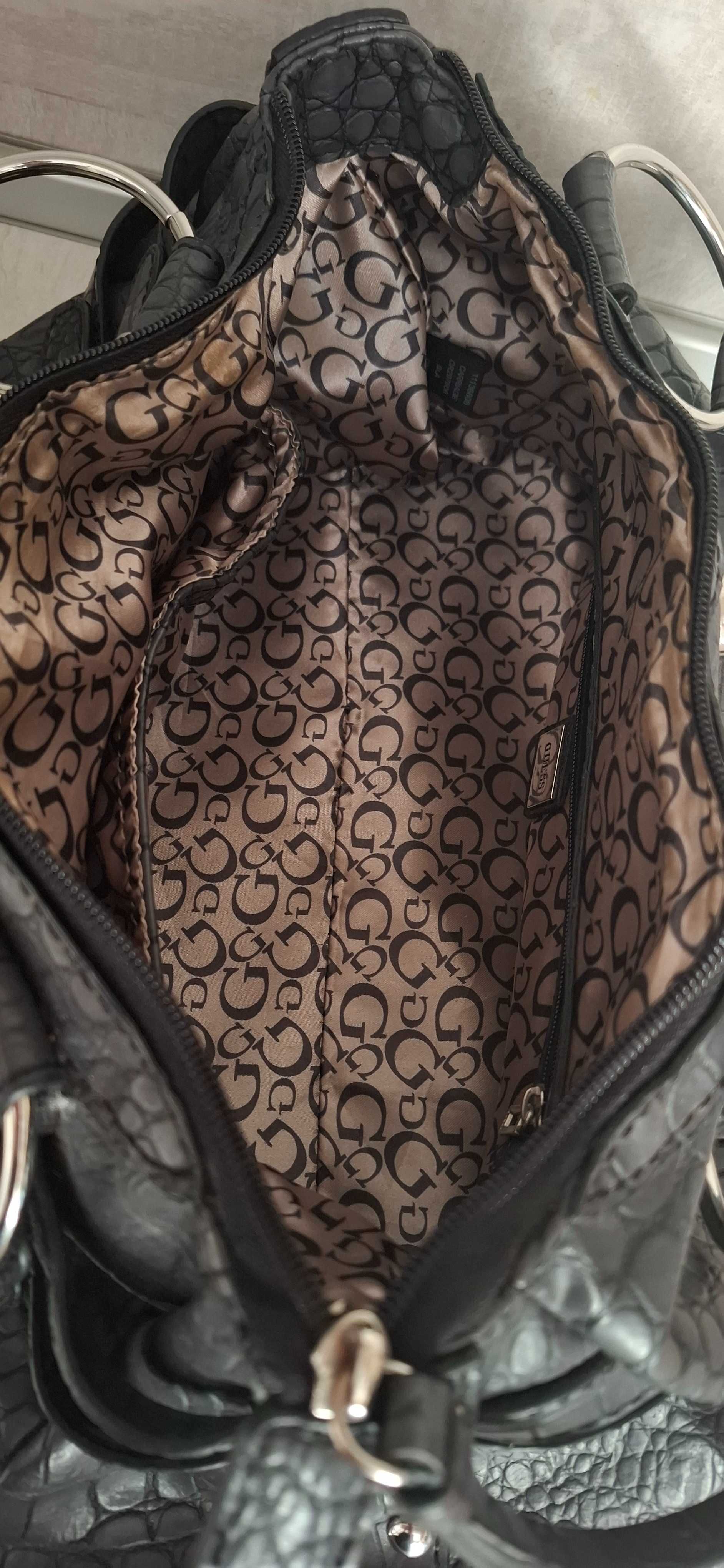 GUESS Оригинална елегантна голяма дамска чанта