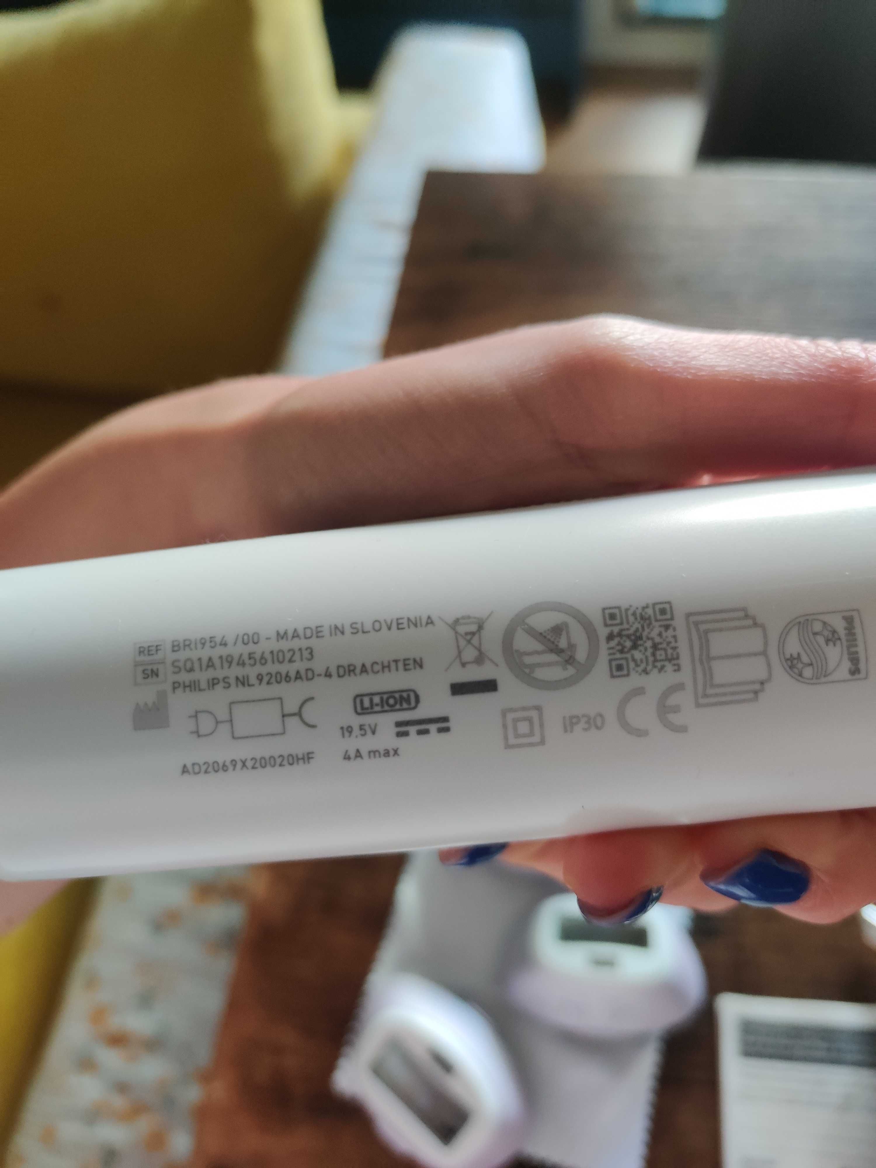 Epilator IPL Philips Lumea Prestige BRI954/00, senzor smartskin