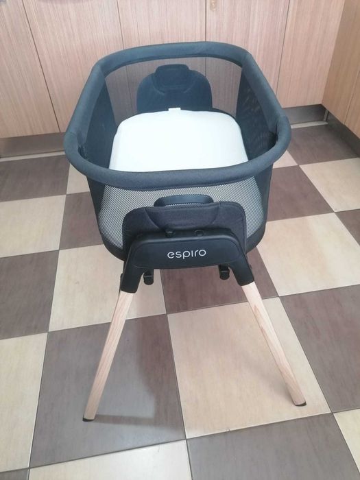 Pătuț bebe cu funcție de leagăn