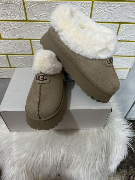 Ugg uri dama imblanite