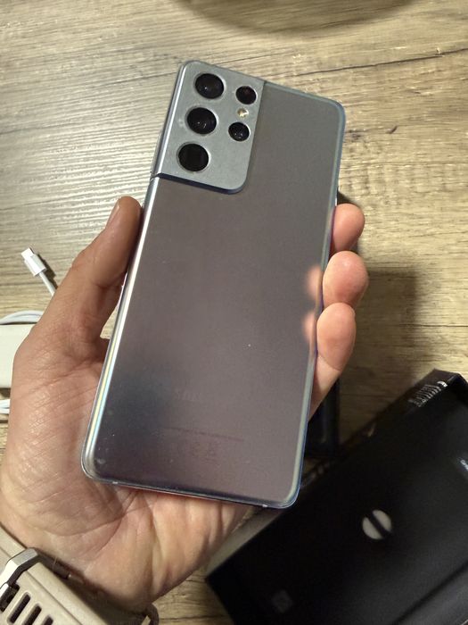 Samsung S 21 ultra stare impecabilă 256 gb spatiu 12 gb ram