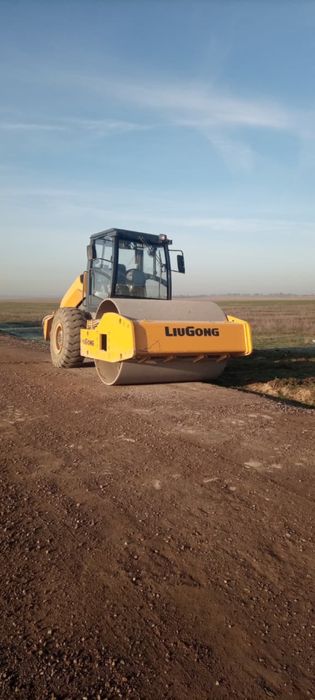 Каток 16-18 тонн