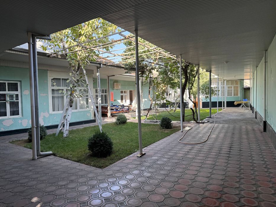 Uy sotiladi 5sotix bektemir