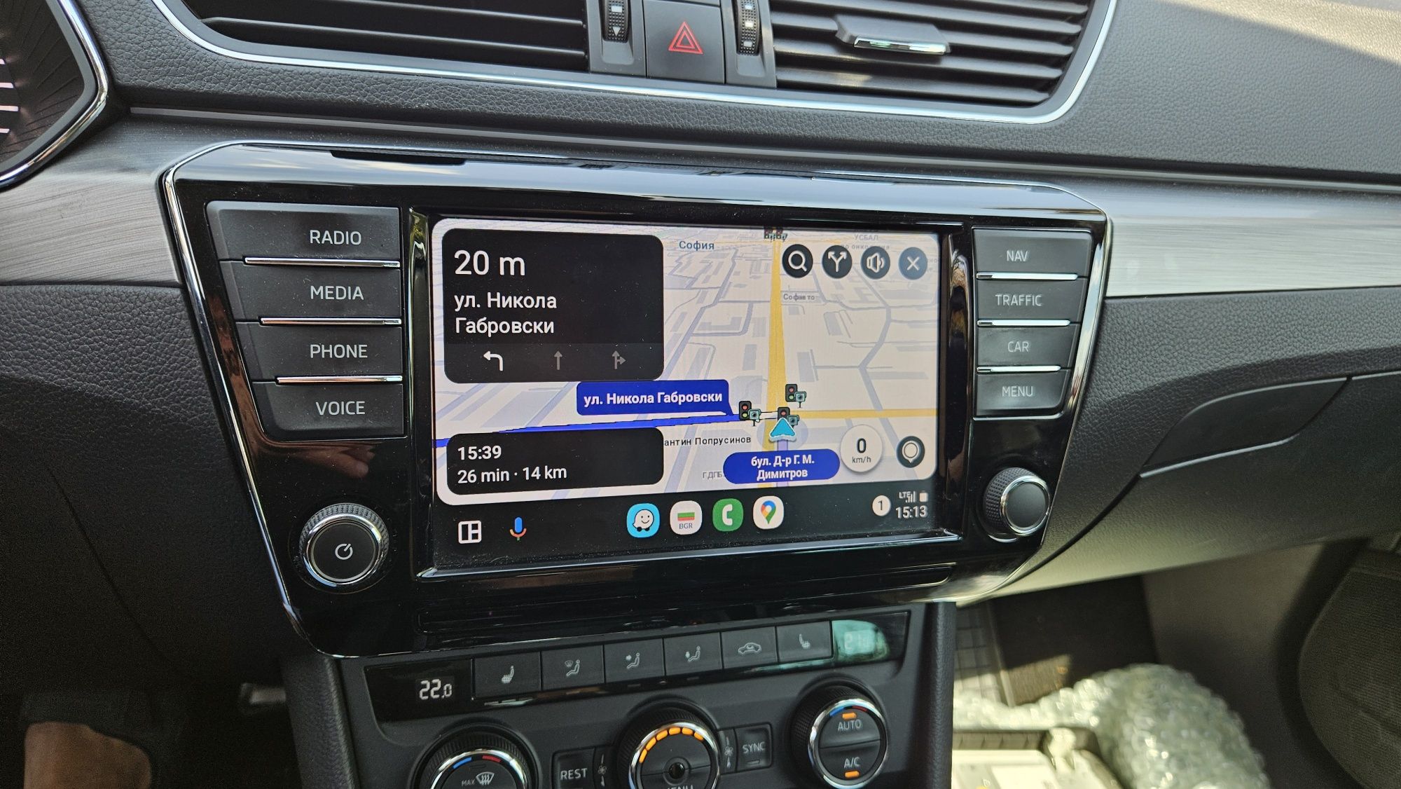 8" тъч дисплей за skoda superb mk3 2015+