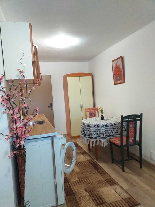 Продавам Таван-Хоби