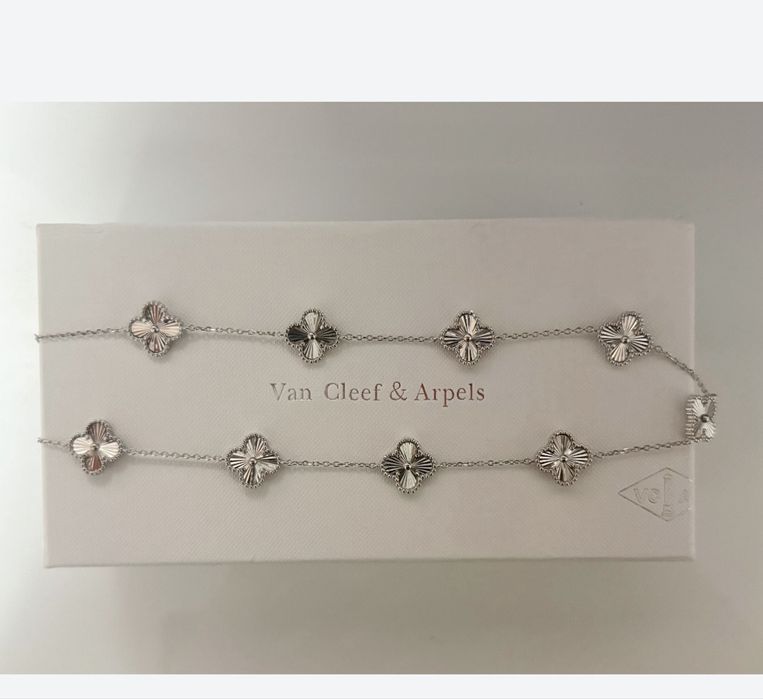 Van cleef & Arpels колие