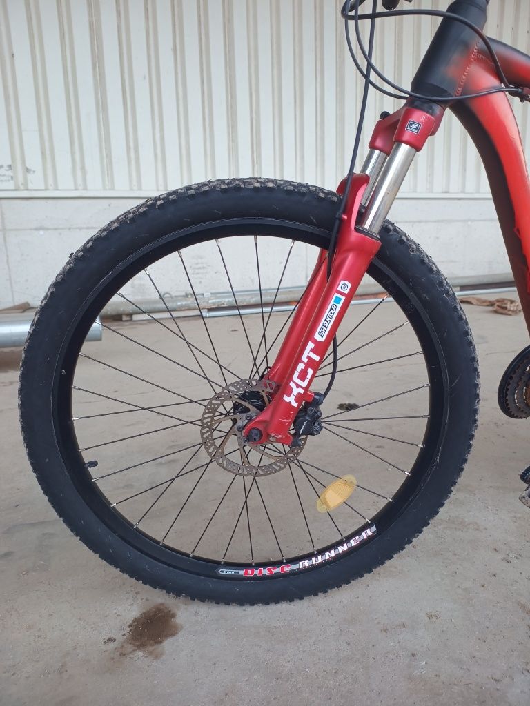 Bicicletă Mountainbike