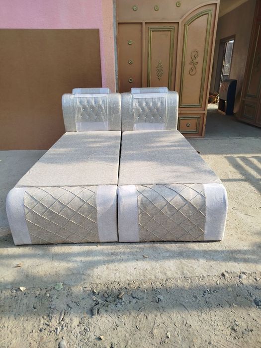 Bir kishilik divan sifati aʼlo