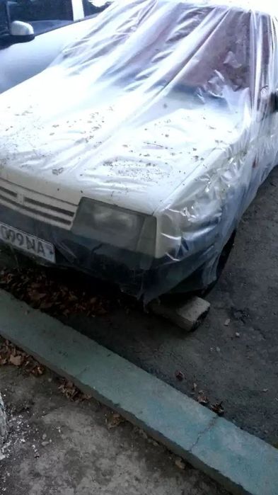 Продам машину ваз 21099