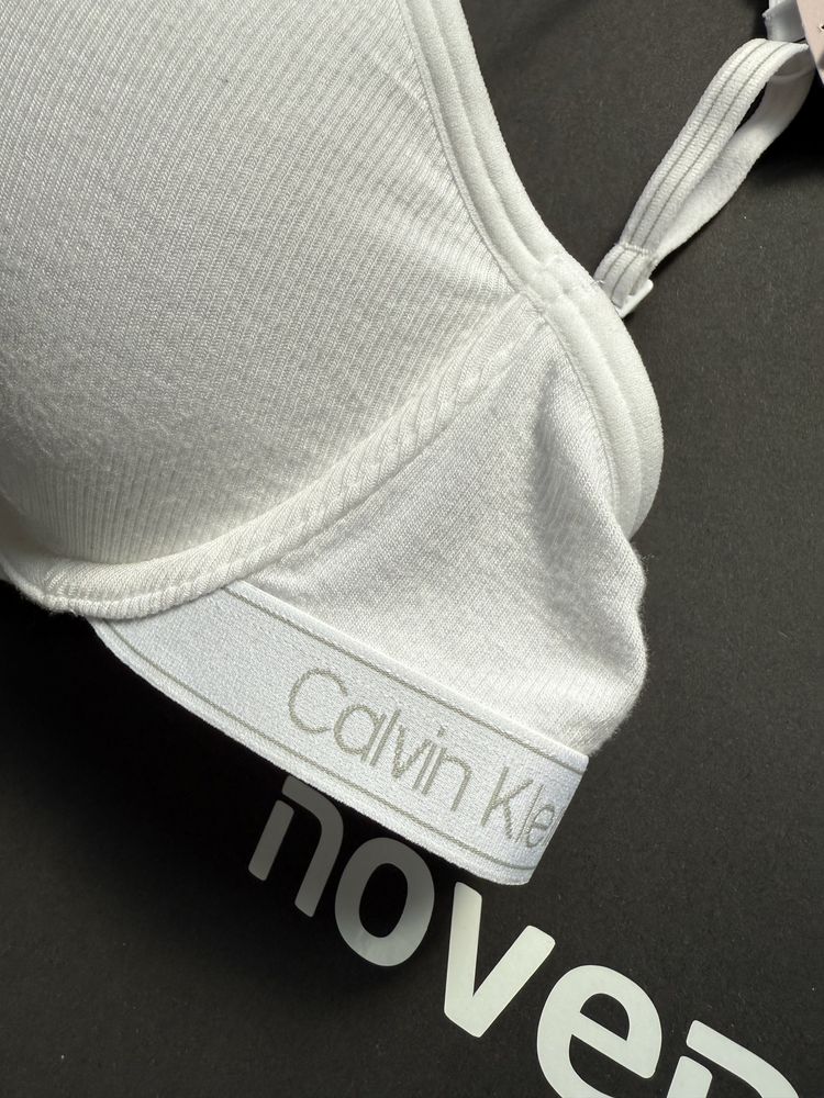 Комфортен сутиен Calvin Klein /75A, 80A/