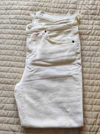 Jeans Zara Bootcut Cropped Alb (38)