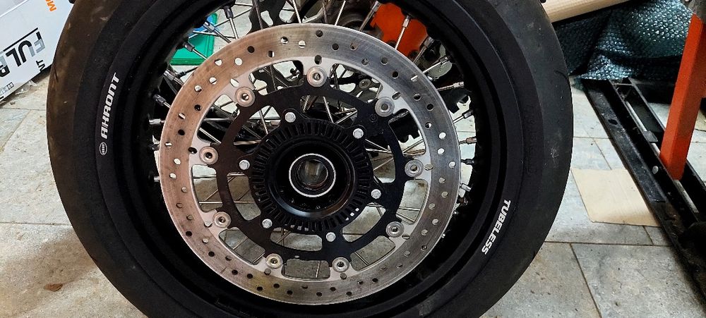 Disc frana  ktm 690 husqvarna 701 sm/supermoto