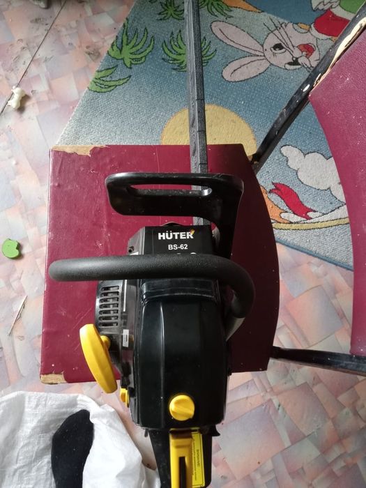 Продам бензопилу