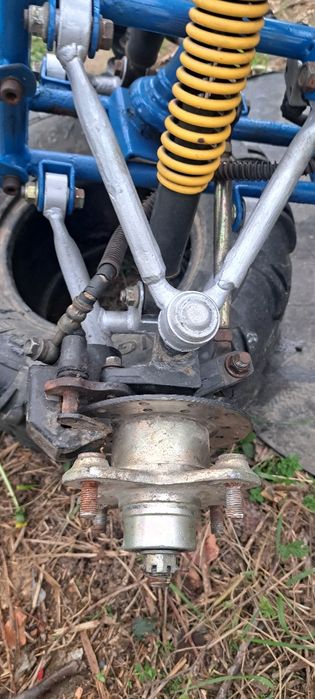 Vând atv de 49 cc