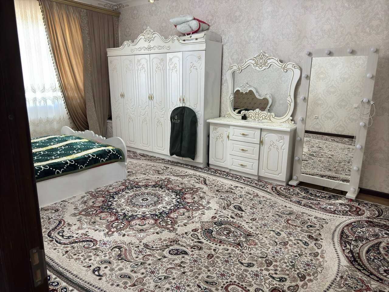 Продается квартира 2-х ком. раздел. (СРОЧНО)