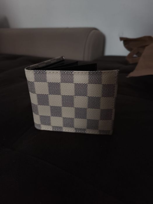 curea lv  noua pret negociabil