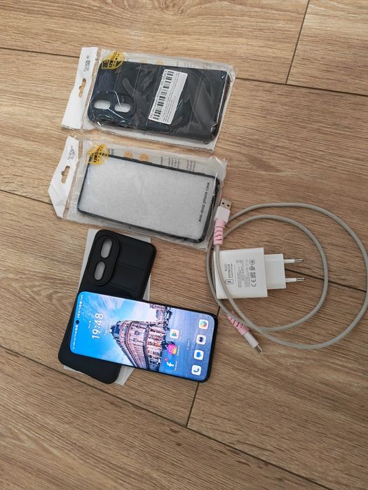 Vand telefon Honor 90