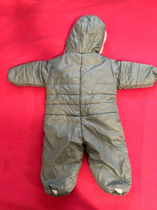 Космонавт Vega-M 12m - момче