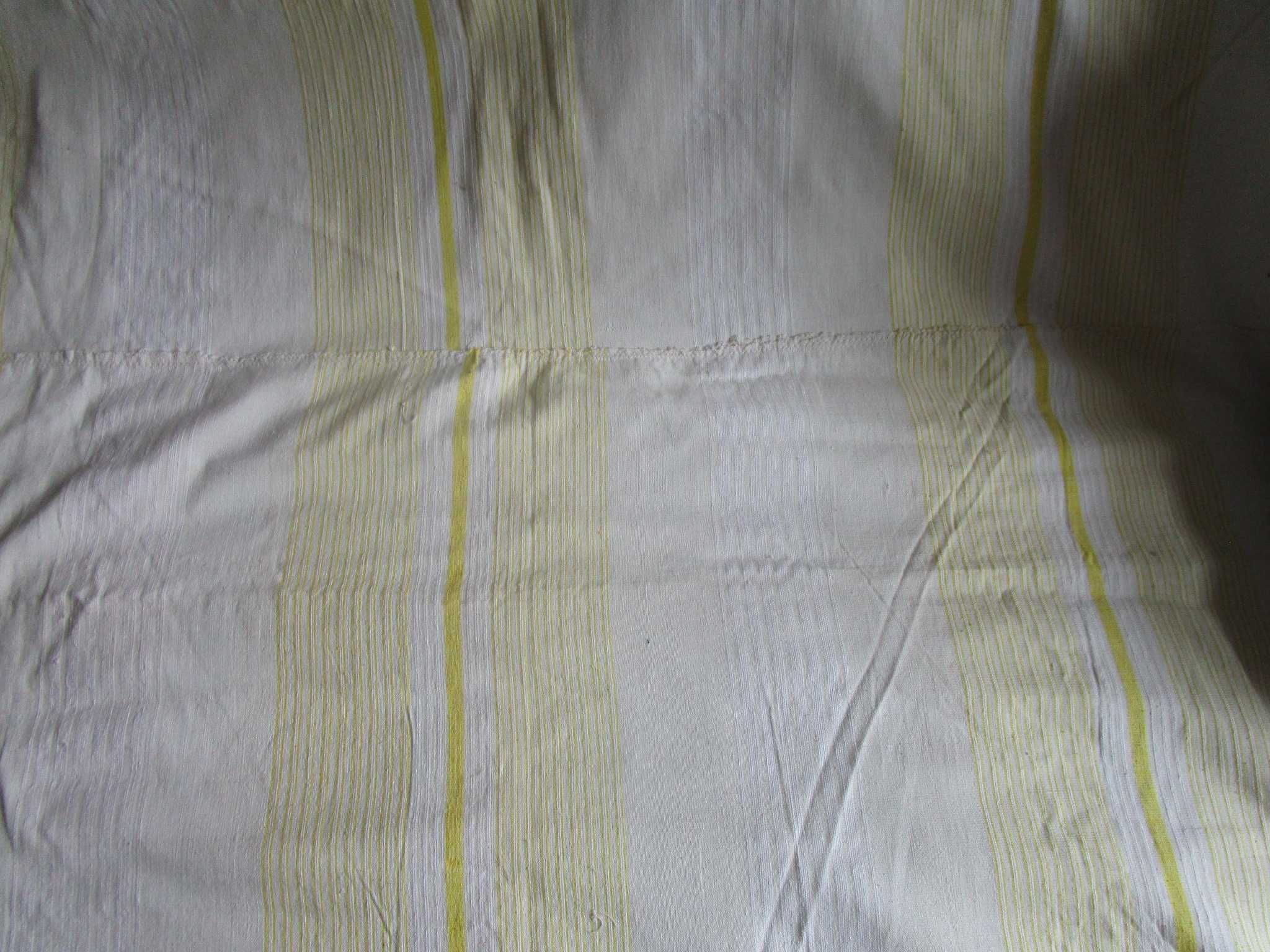 Автентичен кенарен горен чаршаф с жълти свилени ивици