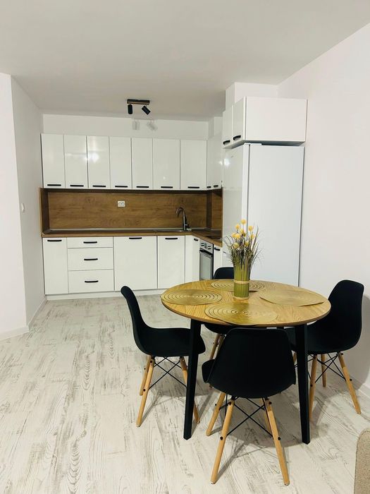 Дава се под наем Двустаен апартамент в Пловдив, Съдийски - 75 кв.м за 550 € - Снимка #4