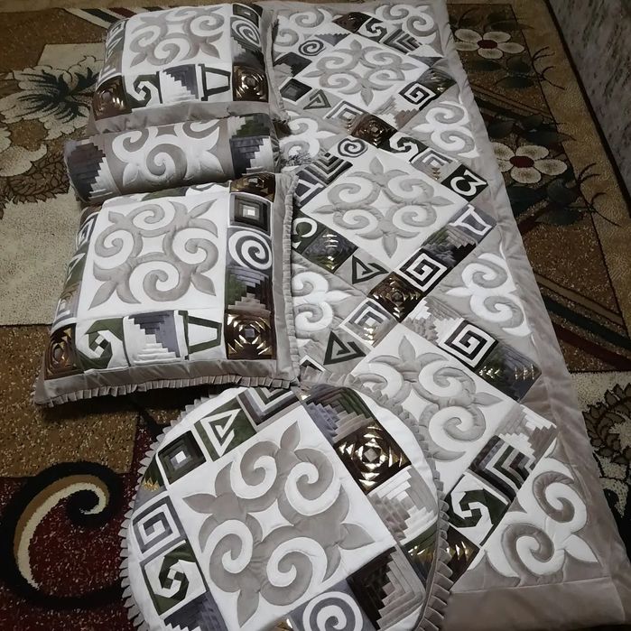 қыз жасауы қүрақ және оиу көрпе сатлады