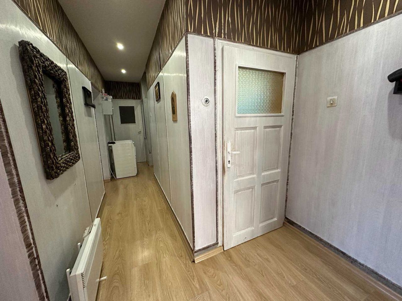 Продава се Етаж от къща в Велико Търново, Център - 200 кв.м за 1315 €/кв.м - Снимка #14