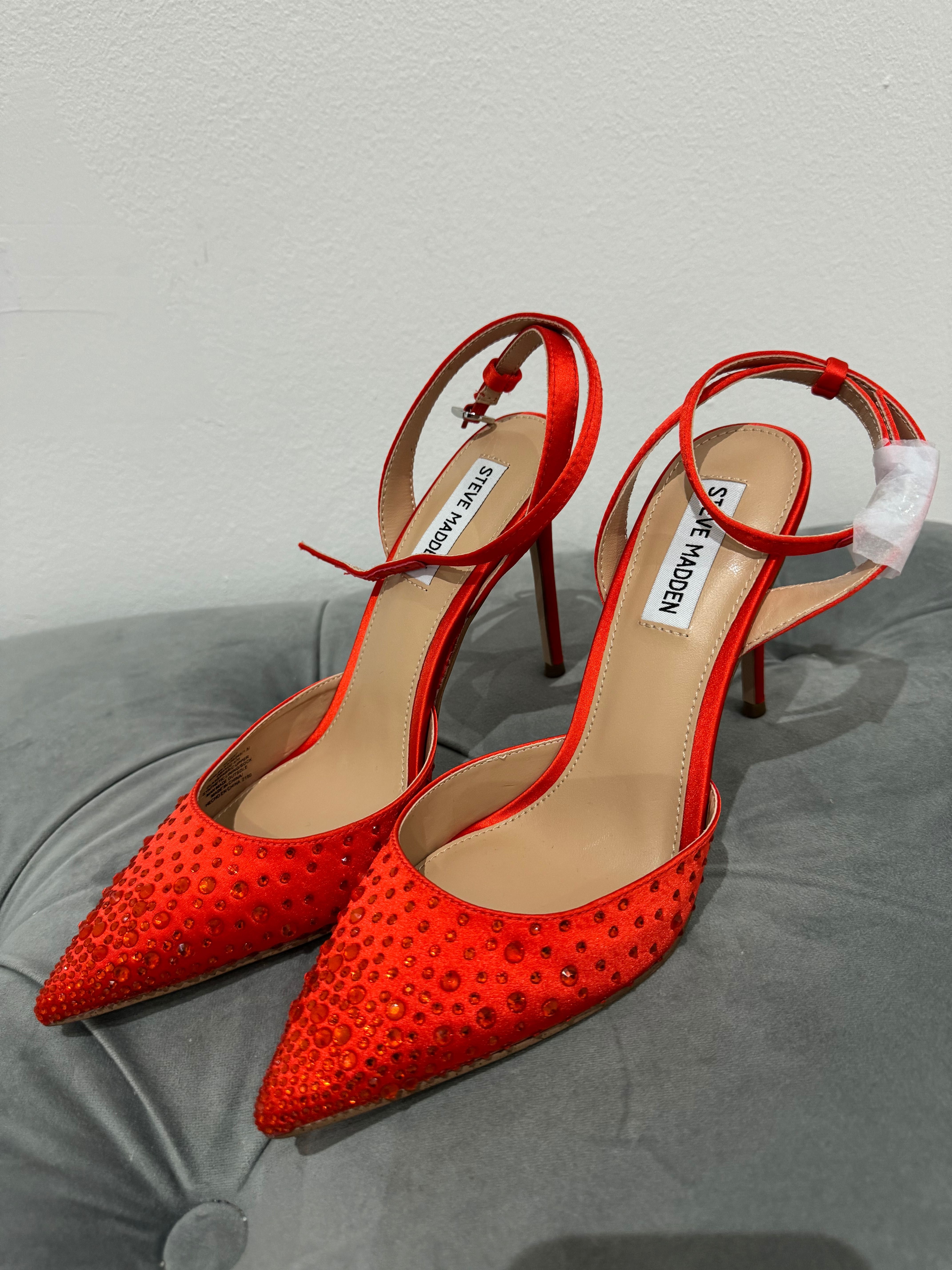 Много красиви нови обувки Steve Madden