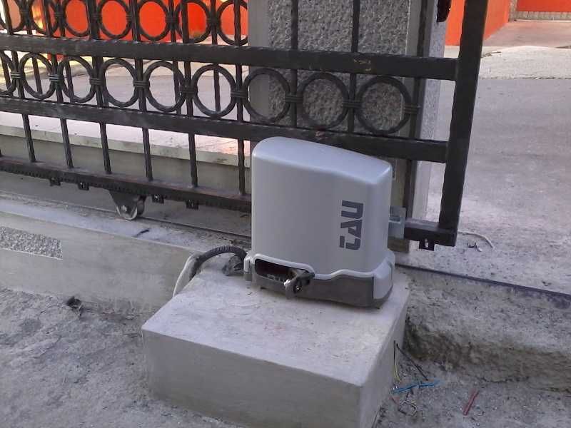 Kit automatizare poarta culisanta 500KG, TAU Italia 230V