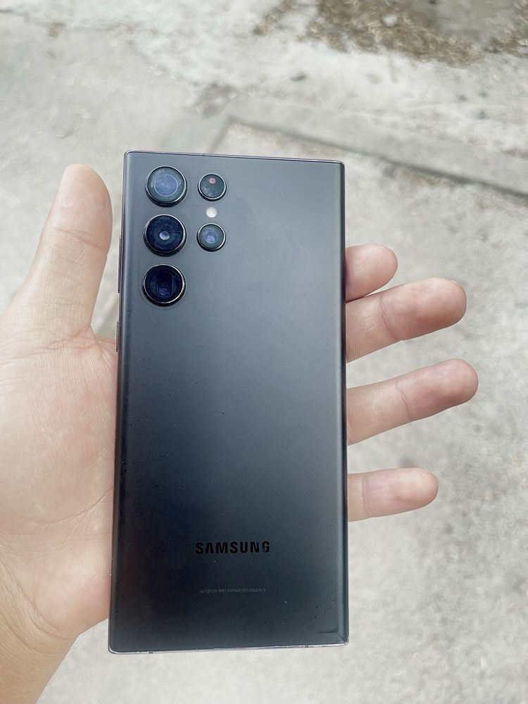 Samsung S22 ultra holati yaxshi