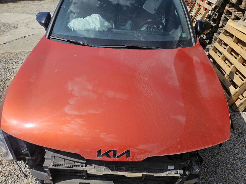 Преден капак със забележка за Kia Sportage 2023г