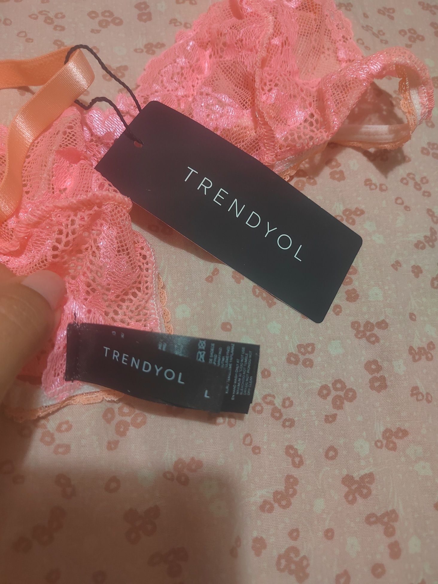 Дамски дантелен сутиен Trendyol