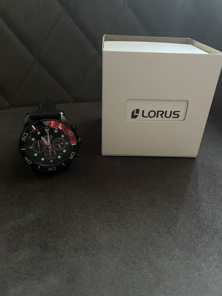 Часовник LORUS RT347JX9