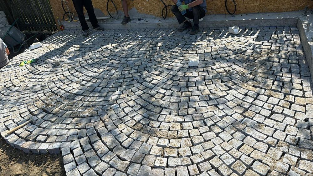 Piatra cubica  montaj