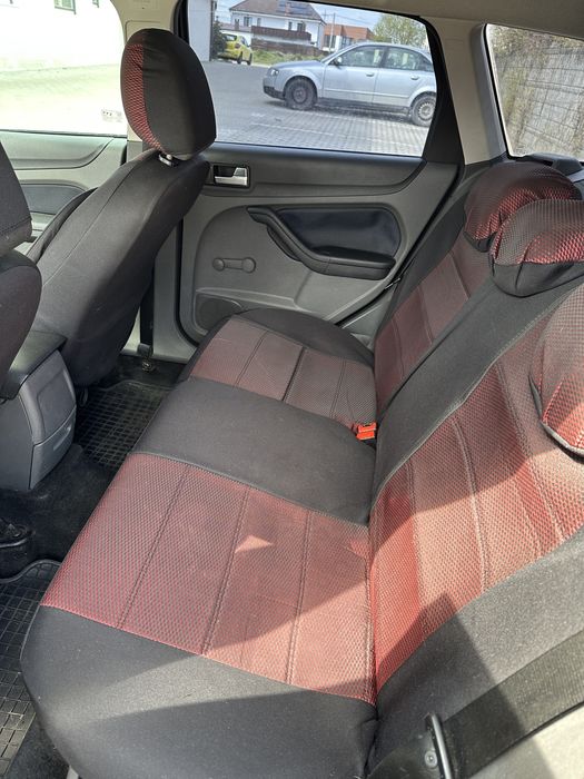 Vand ford focus pentru piese