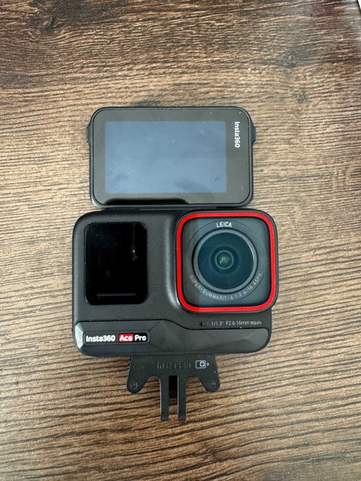 Insta 360 Ace Pro