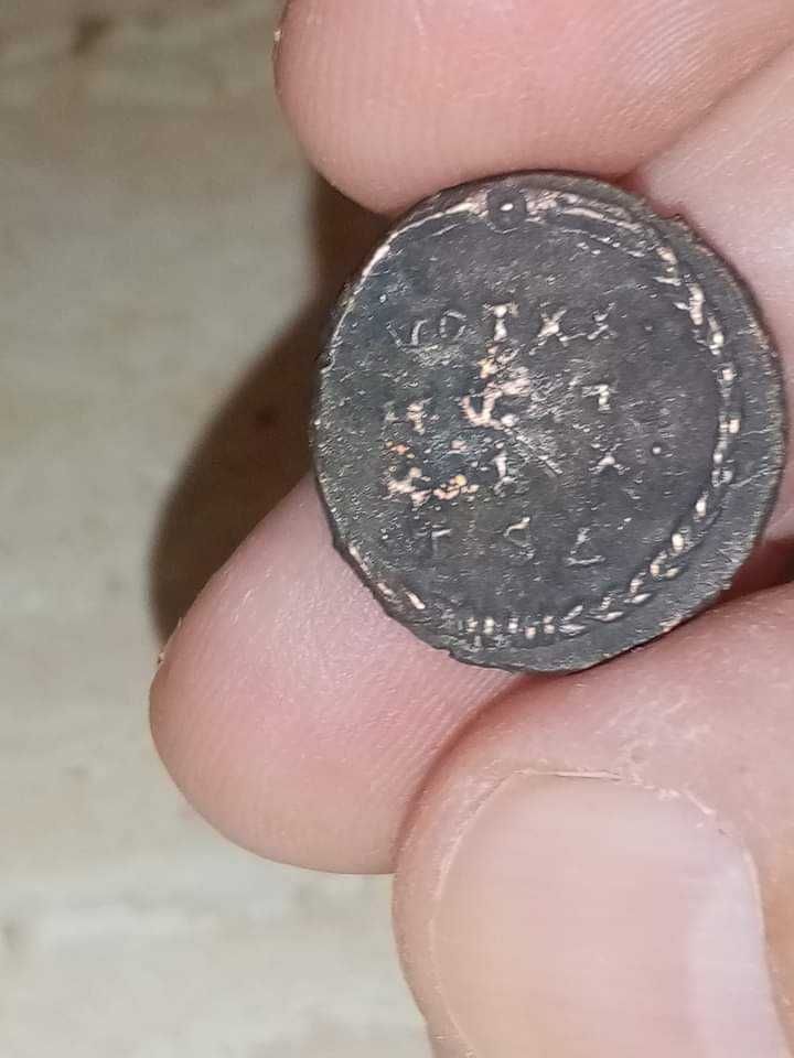 Moneda autentică Imp rom, follis, Constantin II, 337-361 E N, bronz