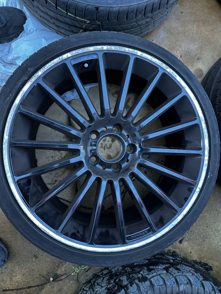 Гуми с джанти 19 за Mercedes и Audi, 5x112 ,235/35/19