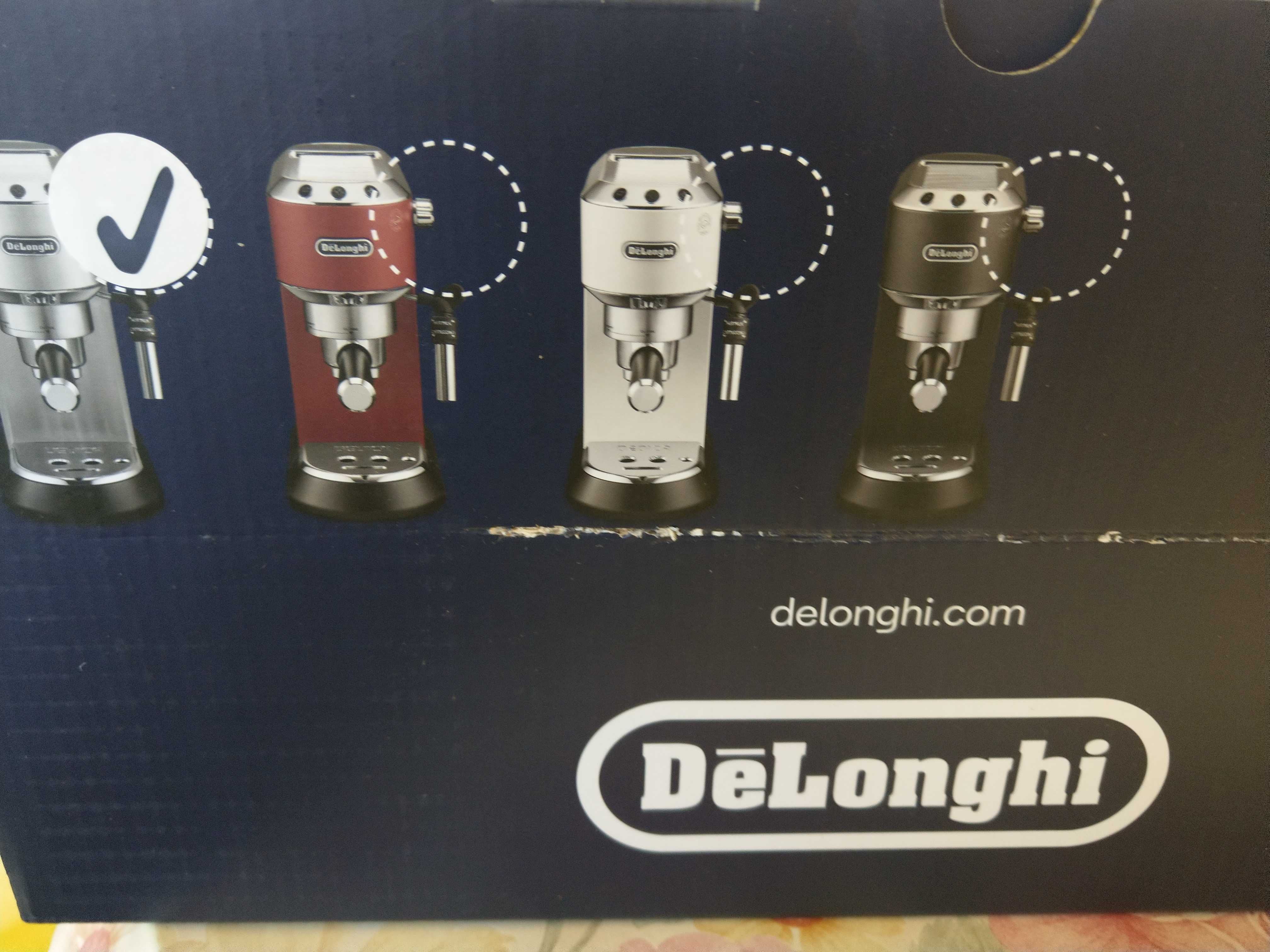Експресо кафемашина De'Longhi Dedica Style EC 685