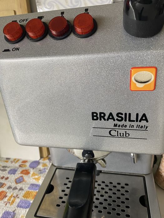 Кафе машина brasilia club