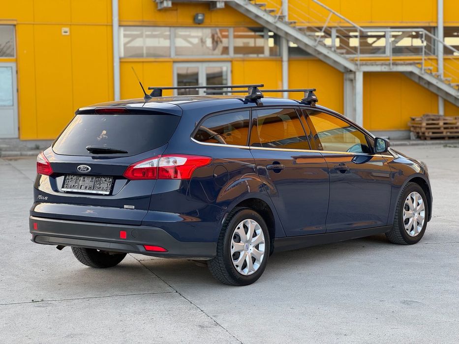Ford Focus 2012 Champions 1.0 Benzina 125 CP Euro 5 Germania Navigatie