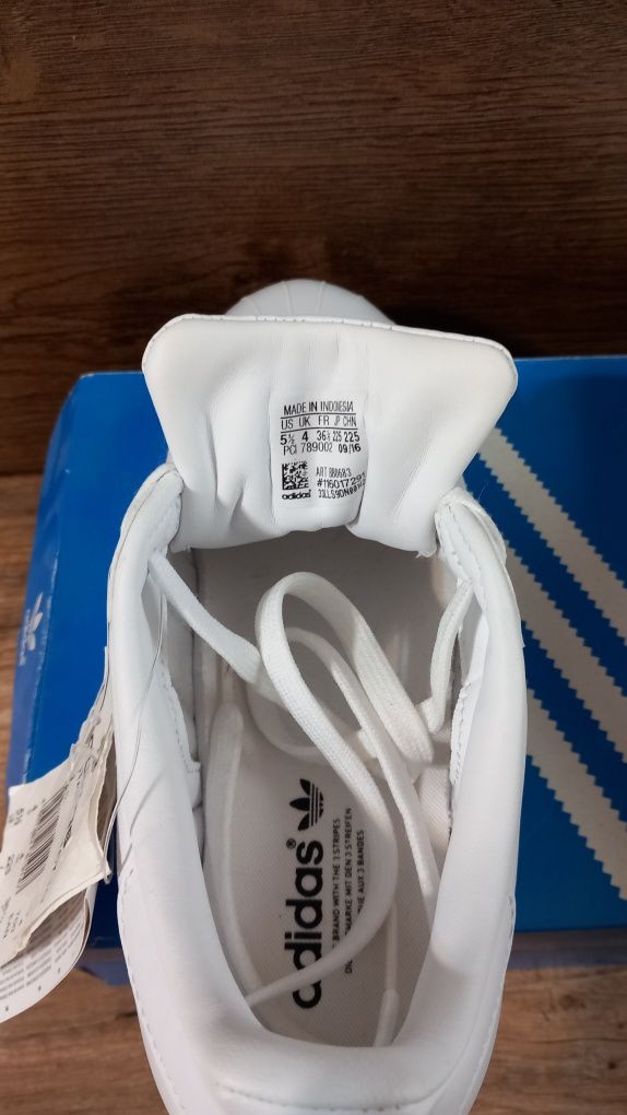 adidas superstar  36 и 2/3,