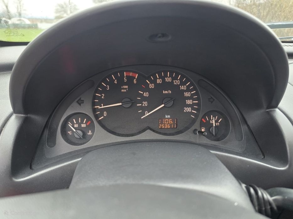 Se vinde opel corsa c 2005 -1 .3 cdti