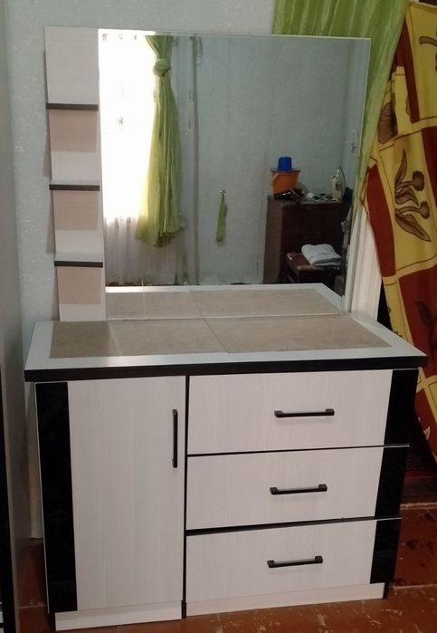 Спалний мебель комплект