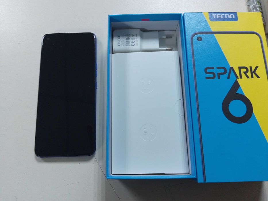 Смартфон Tecno Spark 6 (KE7) 4/64GB