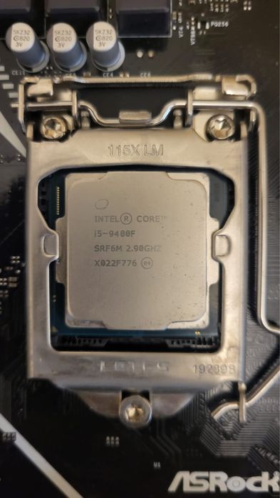 Комплект i5 9400f + мат плата ASRock B365 Pro 4 ddr4