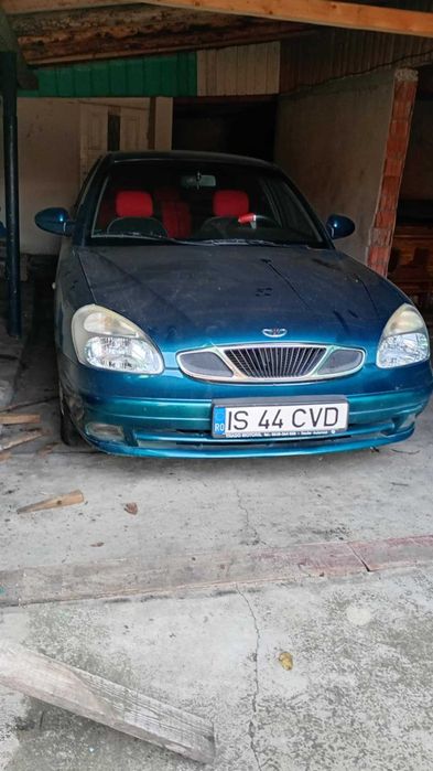 Daewoo Nubira Berlina 2001 Verde